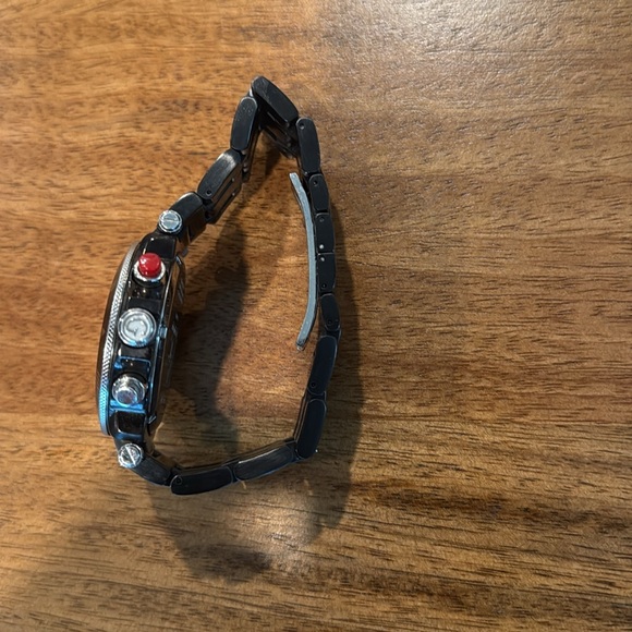 Guess Collection Swiss Watch - Picture 2 of 4